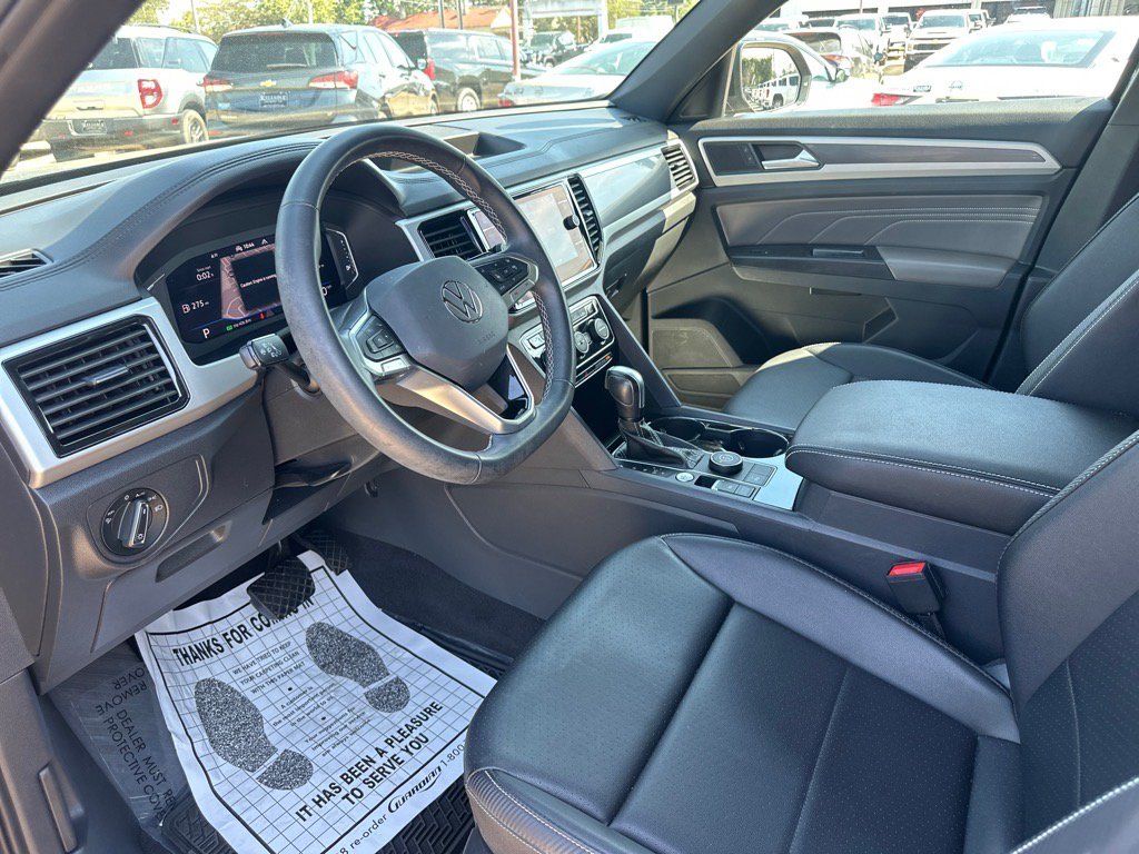 Used 2021 Volkswagen Atlas Cross Sport SEL AWD/4WD image 9