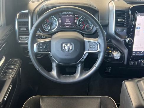 Used 2024 RAM 1500 Laramie AWD/4WD image 17