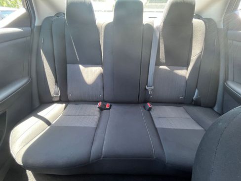 Used 2025 Nissan Sentra SV FWD image 36