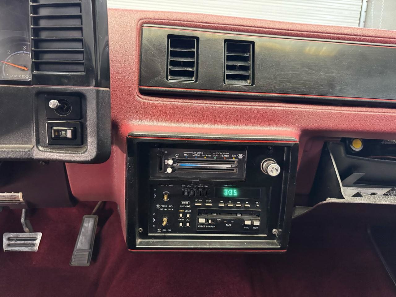 Used 1987 Chevrolet Monte Carlo SS RWD image 22