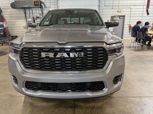 Certified 2025 RAM 1500 Tungsten w/ Off Road Group AWD/4WD image 43