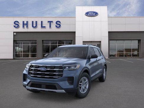 New 2026 Ford Explorer Active image 2