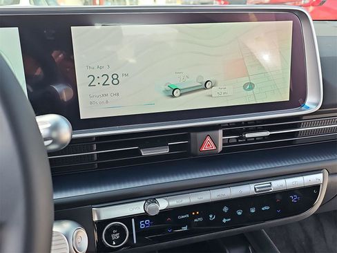 New 2025 Hyundai Ioniq 6 SE image 20