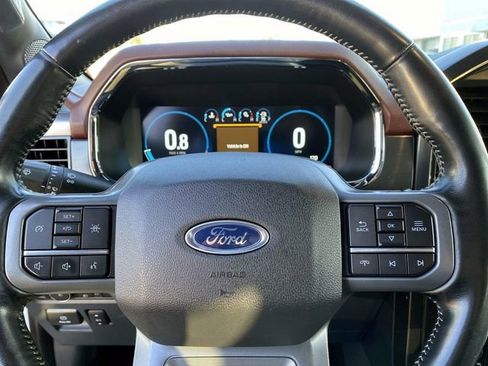 Used 2022 Ford F150 Lariat image 18