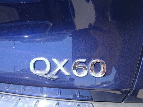 Used 2023 INFINITI QX60 Luxe w/ Cargo Package FWD image 4