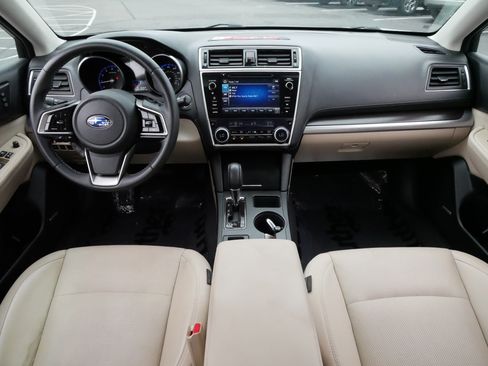 Used 2018 Subaru Legacy 3.6R Limited AWD/4WD image 10