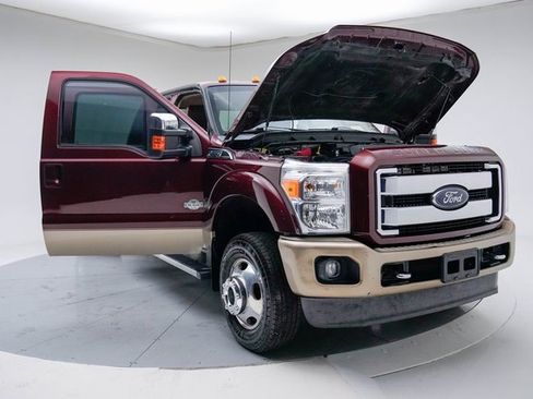 Used 2012 Ford F350 King Ranch w/ King Ranch w/Chrome Pkg image 15