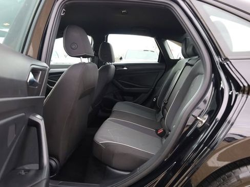 Used 2025 Volkswagen Jetta Sport image 23