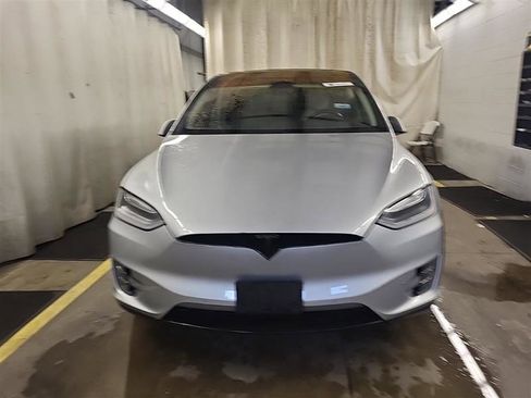 Used 2017 Tesla Model X 100D image 5