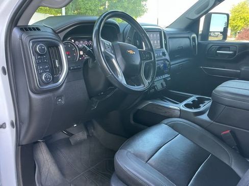 Used 2023 Chevrolet Silverado 3500 LTZ w/ LTZ Convenience Package AWD/4WD image 17