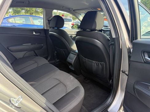 Used 2016 Kia Optima LX FWD image 15