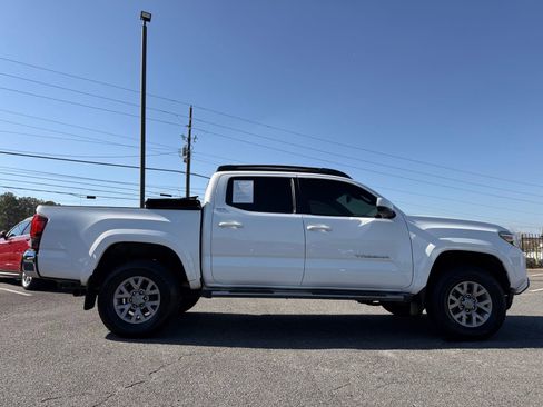 Used 2019 Toyota Tacoma 2WD Double Cab image 6