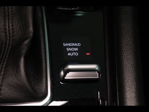 Used 2022 Jeep Compass Latitude AWD/4WD image 11