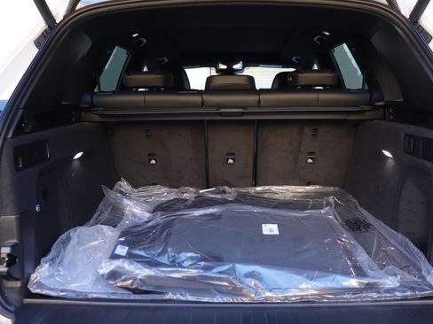 New 2026 BMW X5 sDrive40i w/ M Sport Package RWD image 16
