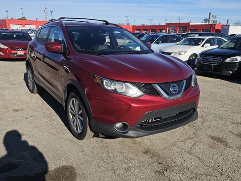 Used 2019 Nissan Rogue Sport SV w/ All-Weather Package image 3