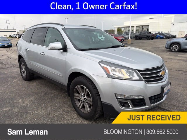 Used 2017 Chevrolet Traverse LT w/ Traveler's Package FWD image 1