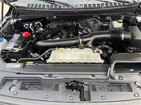 Used 2023 Ford Expedition XLT image 28