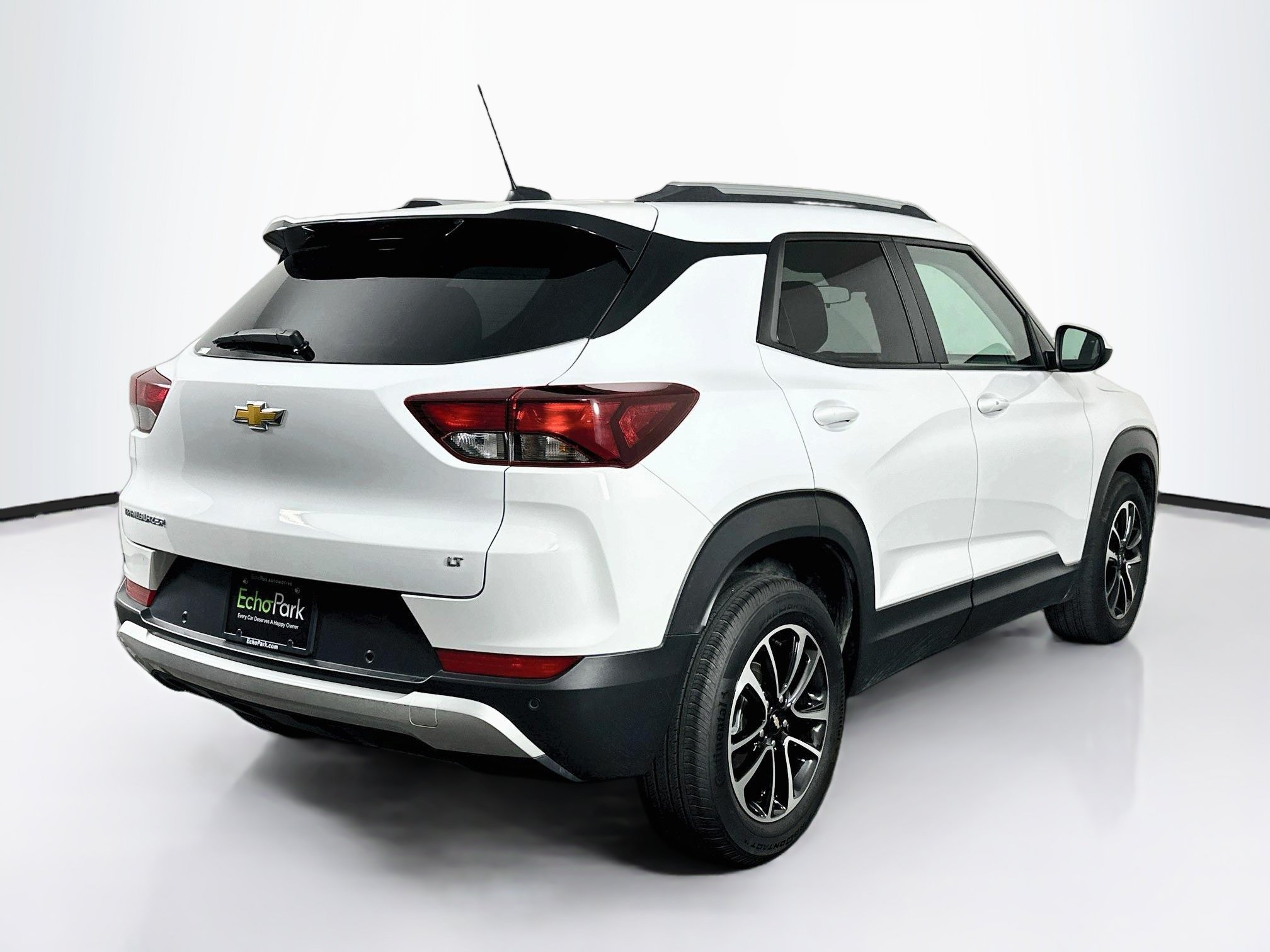 Used 2024 Chevrolet TrailBlazer LT w/ Driver Confidence Package FWD image 9