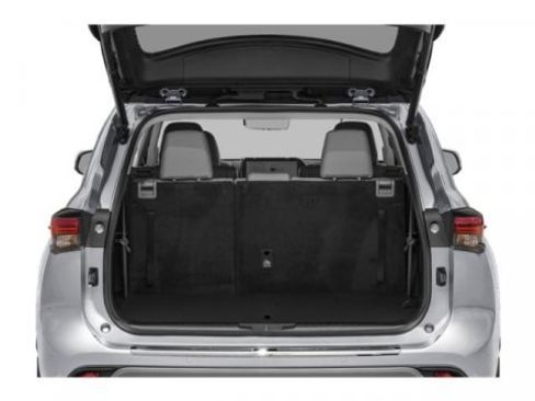 New 2026 Toyota Highlander Platinum image 14