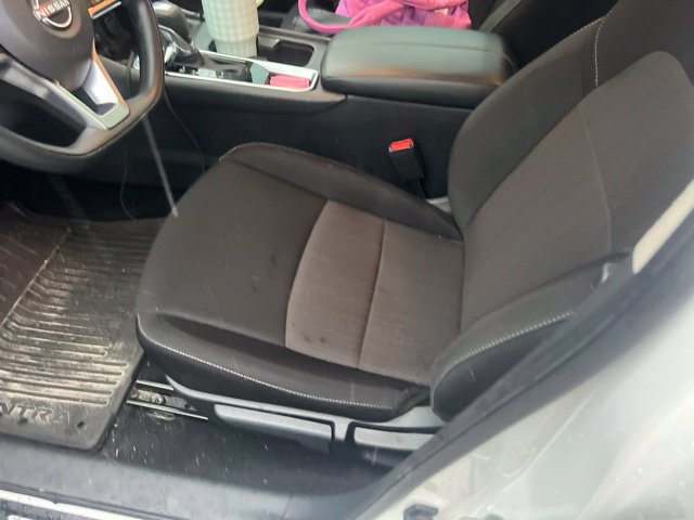 Used 2025 Nissan Sentra SV FWD image 4