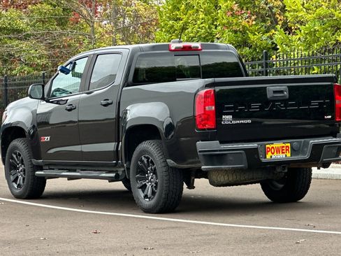 Used 2021 Chevrolet Colorado Z71 w/ Z71 Midnight Edition image 8