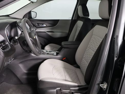 Used 2020 Chevrolet Equinox LS FWD image 14