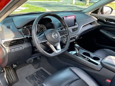 Used 2022 Nissan Altima 2.0 SR image 16