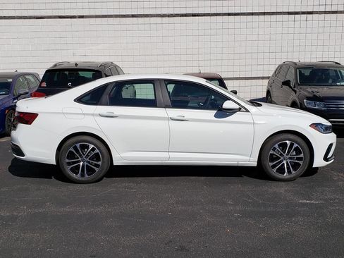 New 2026 Volkswagen Jetta Sport FWD image 2