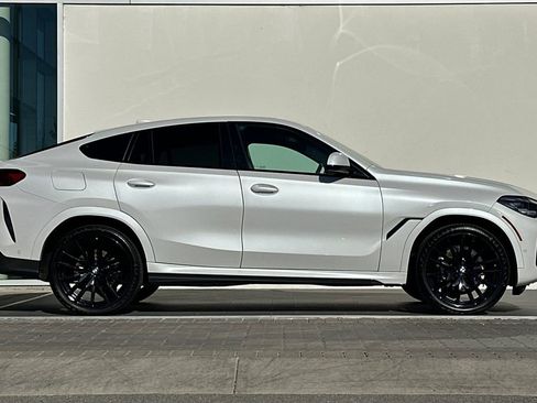 Used 2023 BMW X6 xDrive40i w/ M Sport Package image 2