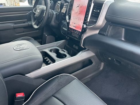 New 2026 RAM 3500 Laramie AWD/4WD image 15
