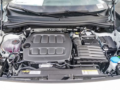 New 2025 Volkswagen Tiguan S image 17