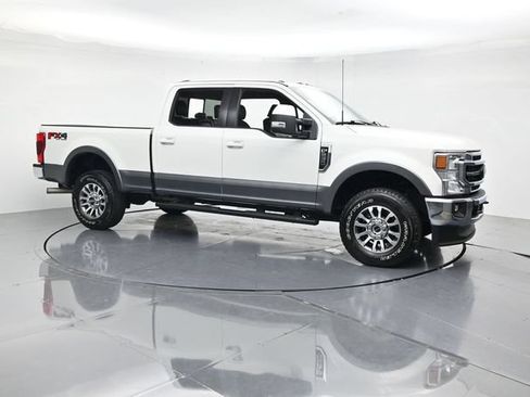 Certified 2022 Ford F250 Lariat w/ Lariat Value Package AWD/4WD image 3