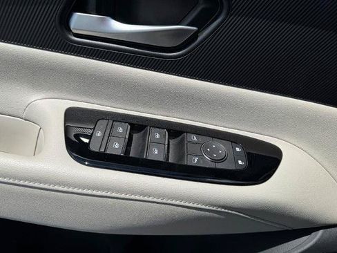 Certified 2025 Nissan Murano SV AWD/4WD image 15