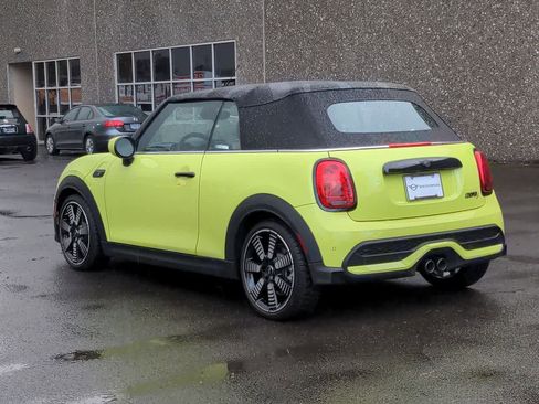Certified 2022 MINI Cooper S w/ Driver Assistance Package image 4