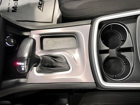 Used 2022 Dodge Charger SXT RWD image 29