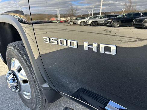 New 2026 Chevrolet Silverado 3500 LT image 13