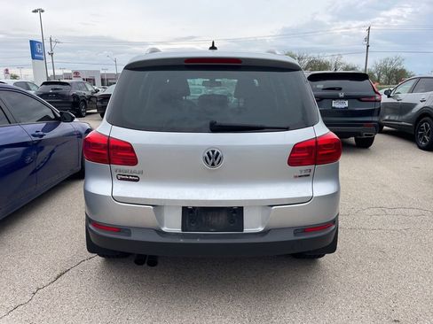 Used 2017 Volkswagen Tiguan Wolfsburg Edition AWD/4WD image 3