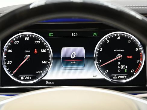 Used 2016 Mercedes-Benz S 550 Sedan image 23