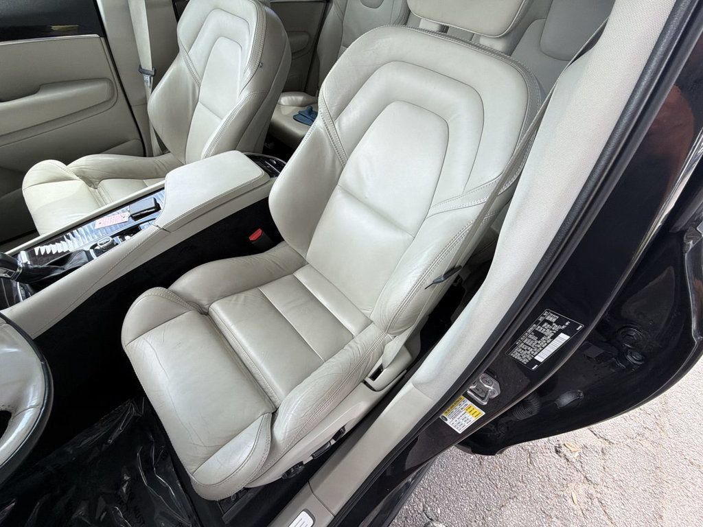 Used 2018 Volvo XC90 T6 Momentum w/ Convenience Package AWD/4WD image 14