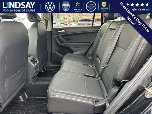 Used 2020 Volkswagen Tiguan SE image 13
