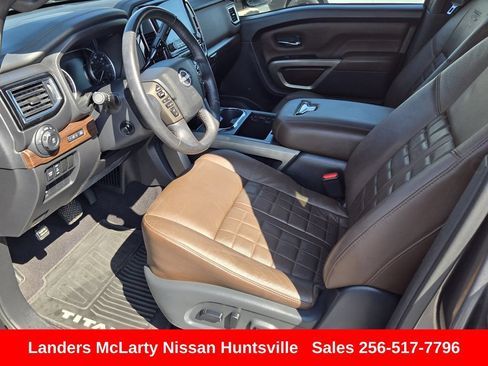 Used 2023 Nissan Titan Platinum Reserve w/ Moonroof Package AWD/4WD image 18
