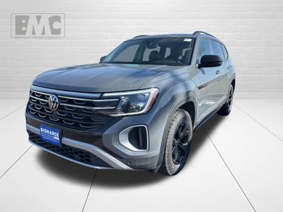 New 2026 Volkswagen Atlas Peak Edition