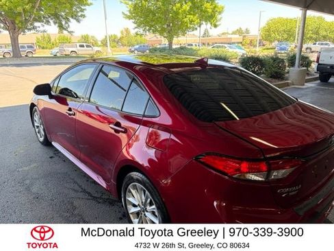 Used 2022 Toyota Corolla LE w/ LE Convenience Package FWD image 7