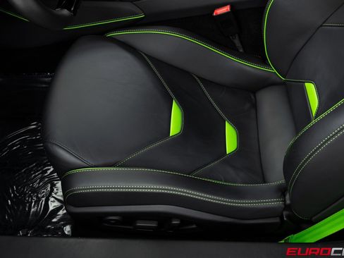 Used 2023 Lamborghini Huracan EVO image 39