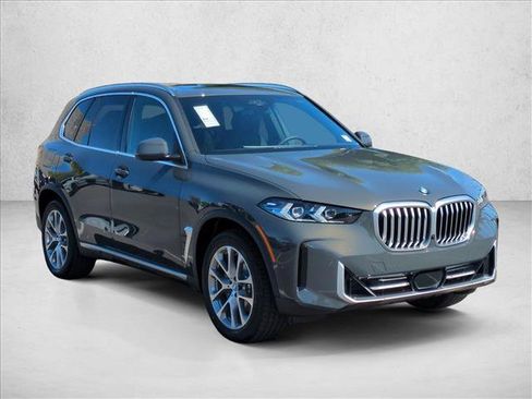 Used 2026 BMW X5 xDrive40i AWD/4WD image 7