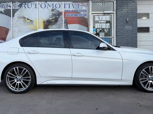 Used 2018 BMW 340i xDrive Sedan w/ Premium Package AWD/4WD image 2