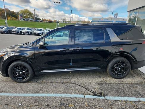 New 2026 Kia Carnival SX w/ SX Dark Edition Package image 4