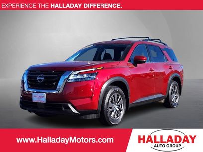 Used 2022 Nissan Pathfinder SV