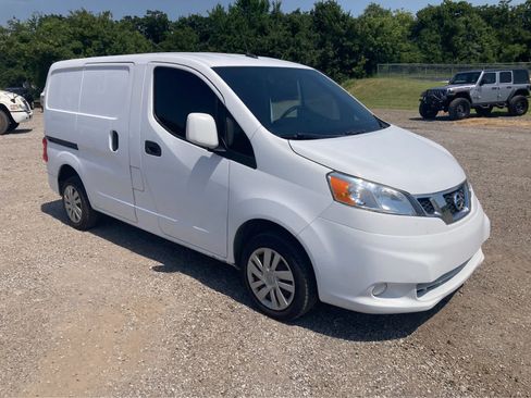 Used 2018 Nissan NV200 SV w/ Navigation Package FWD image 12