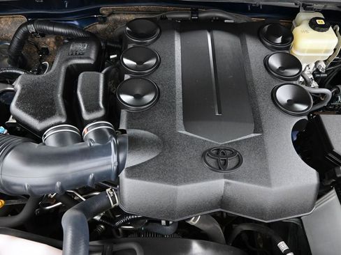 Used 2022 Toyota 4Runner Limited image 49